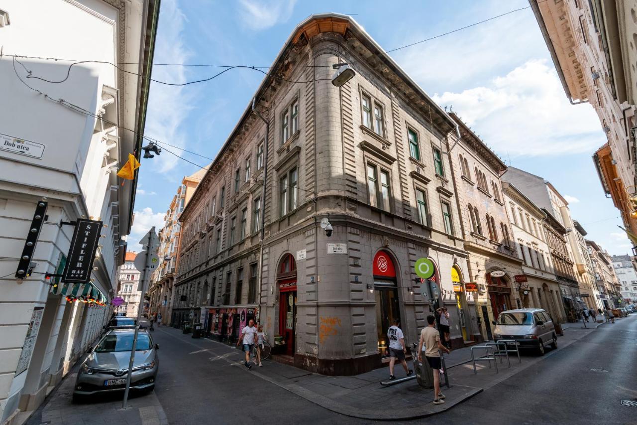 Spacious & Stylish Apartment In Downtown Budapest Exterior photo